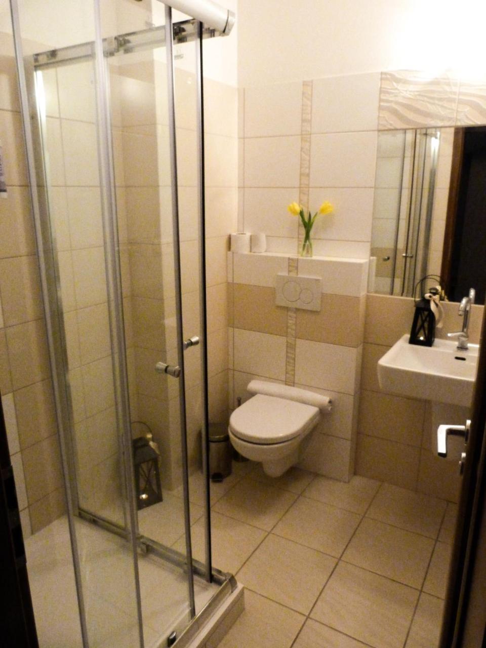 Elite Hotel Nová Dubnica Exteriör bild